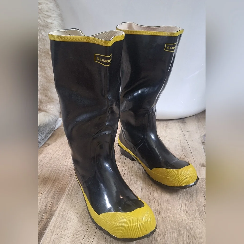 NWT Lacrosse Economy 16bin Steel Toe Black and Yellow Men's Work Boots Sz. 12